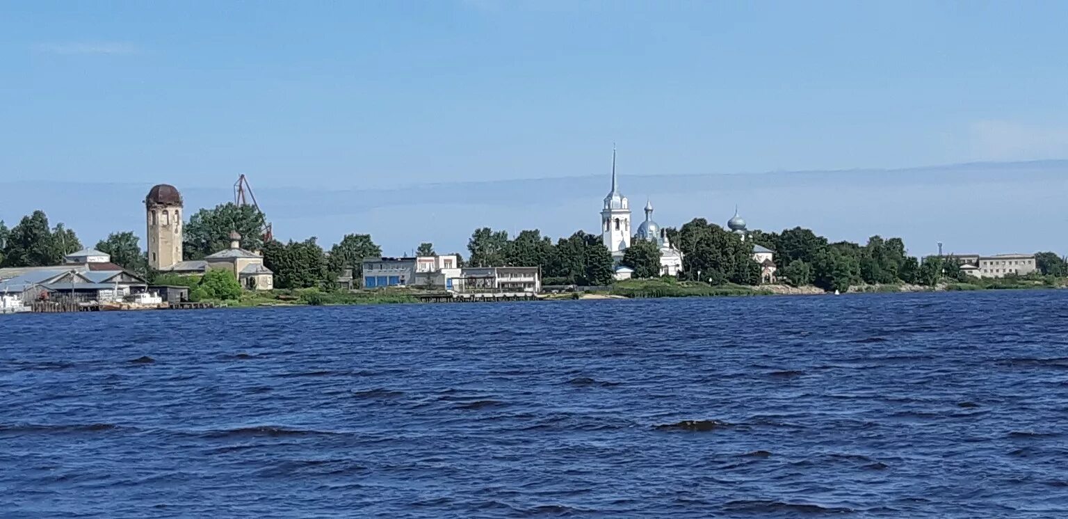 Новая Ладога Ленинградская область. Река Волхов новая Ладога. Устье реки Волхов новая Ладога. Ладожское озеро новая Ладога. Новая ладога ленинградская область купить