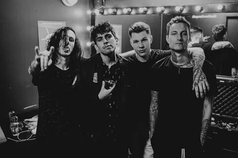 Crown the empire