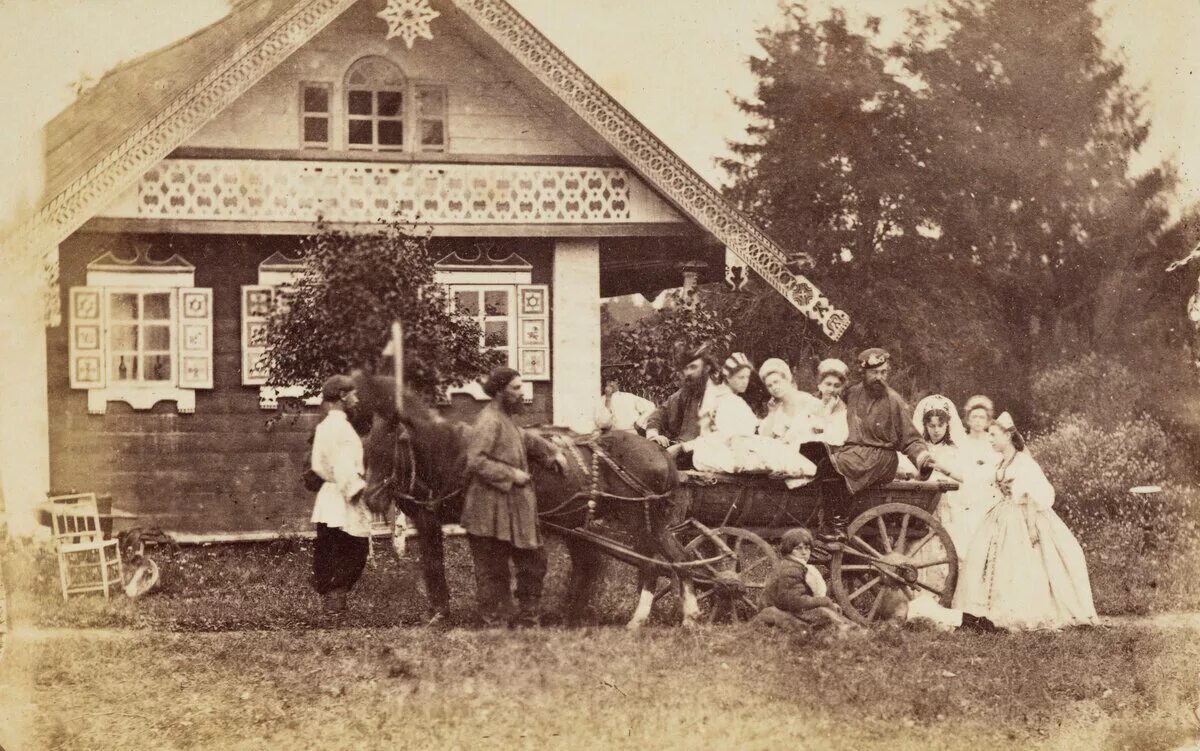 Деревня николая 1. «Крестьянская свадьба в Тамбовской губернии» (1880). Фотограф Вильям Каррик. Сибирские купчихи 19 века. Фотограф Вильям Каррик (1827—1878).