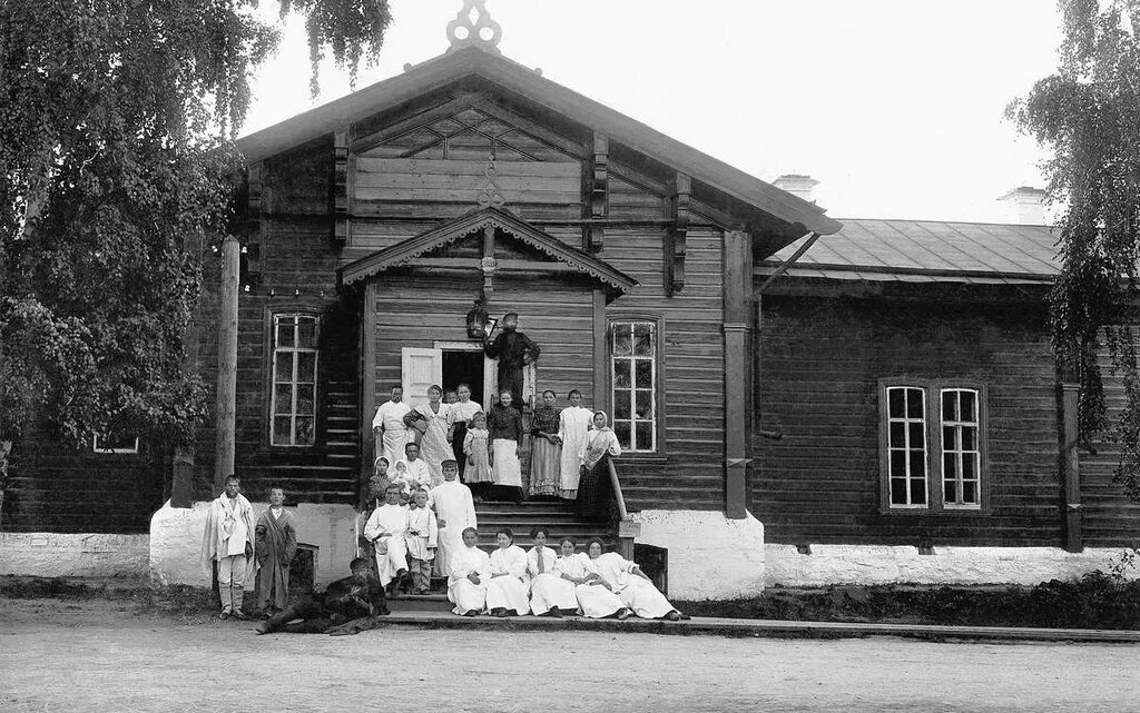 Дом Жуковского врача Челябинск 19 век. Городская больница в Челябинске 20 века. Город больница Челябинск 20 век. Челябинск 1900 год.