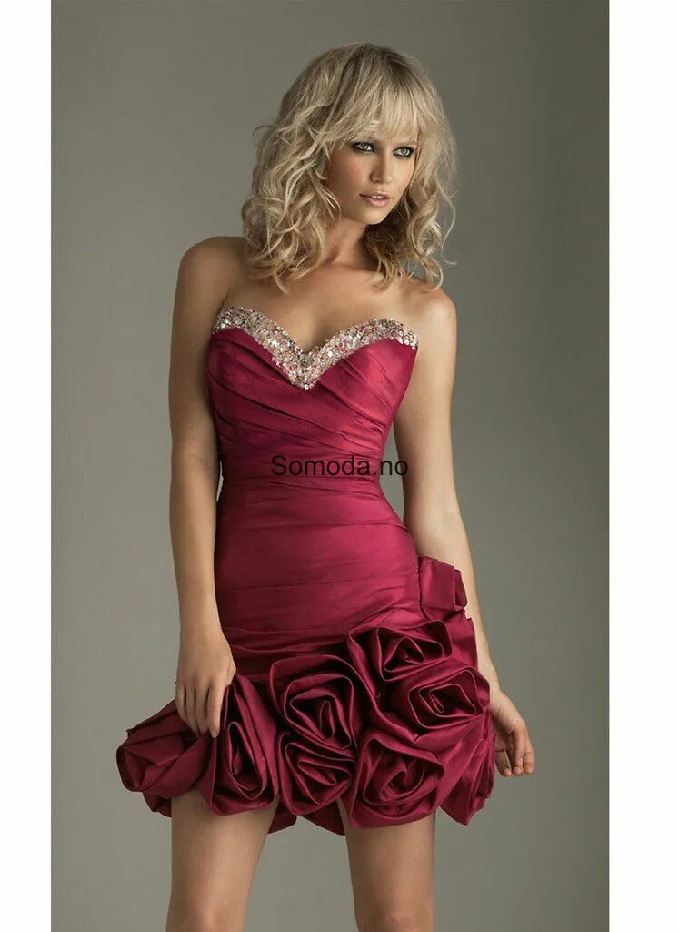 2 girls dress amazon summer. Fia uk платье. 1568 год платья. девушки в одинаковых платьях. платье на свадьбу к подруге.