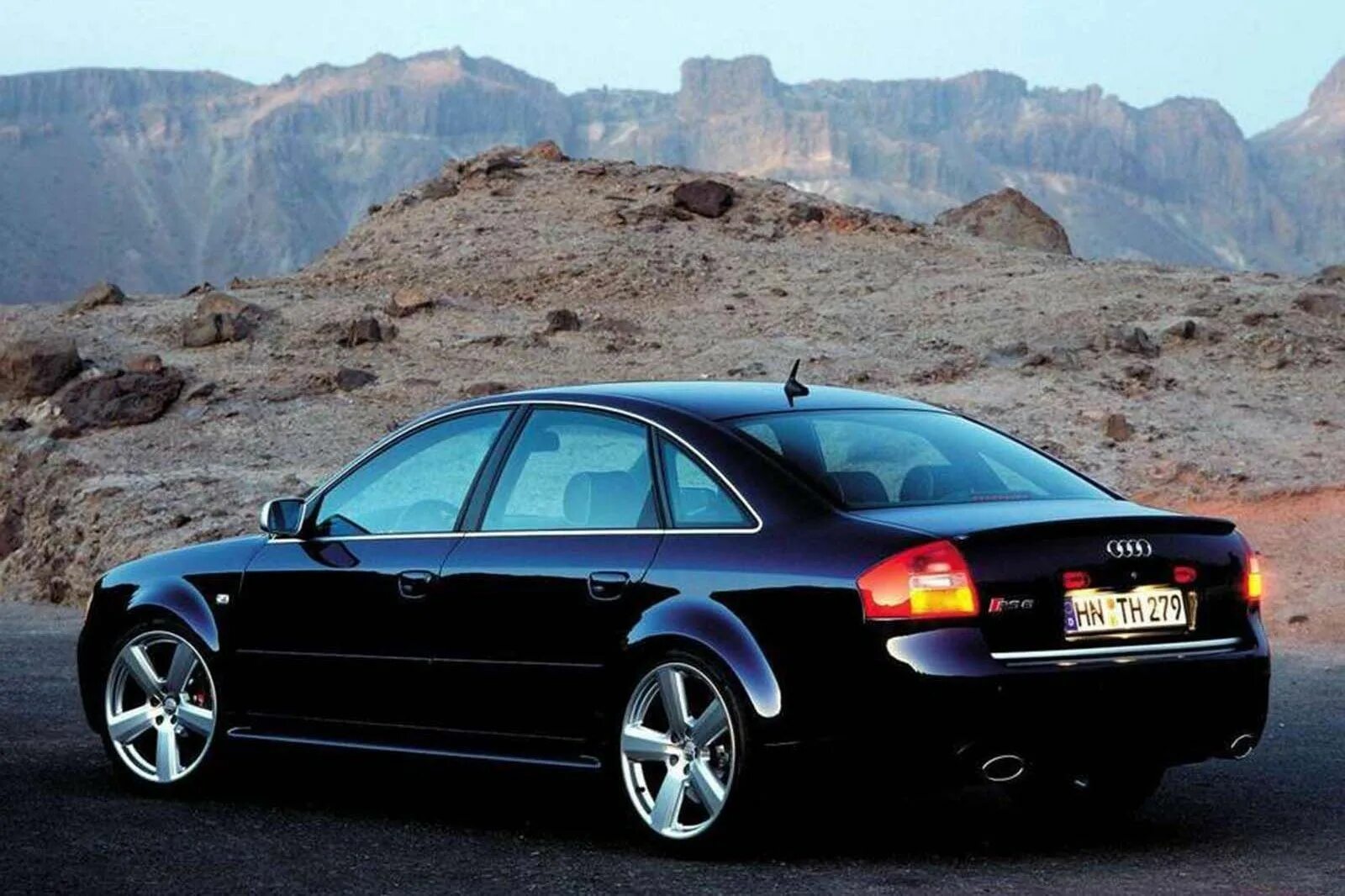 Ауди а6 ц5. Audi rs6 2002. Audi rs6 c5. Audi a6 с5. Ауди РС 6 2002.