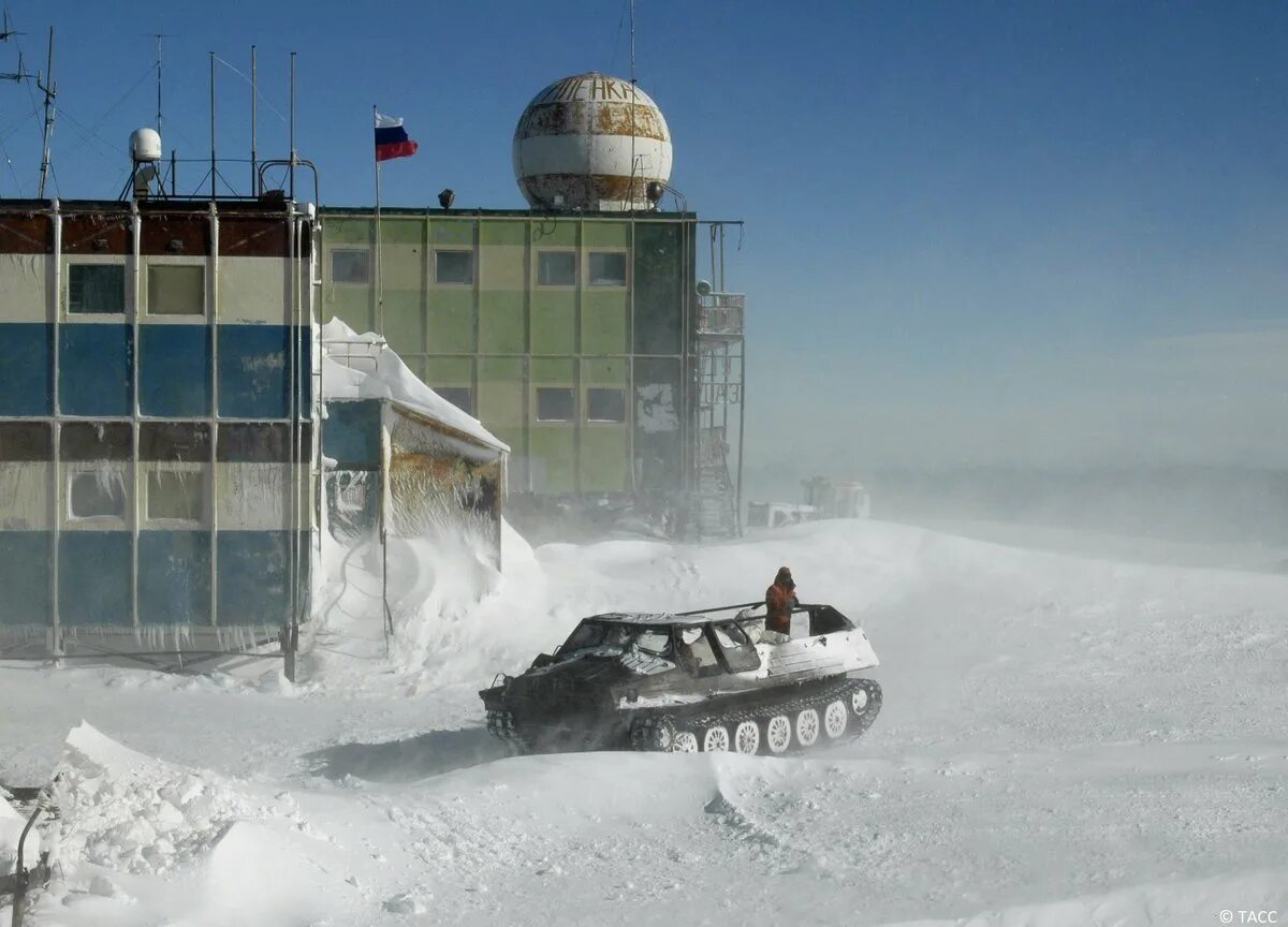 Российские антарктические станции. Станция Мирный в Антарктиде. Полярная станция Мирный в Антарктиде. Поселок Мирный Антарктида. Научная станция Мирный в Антарктиде.