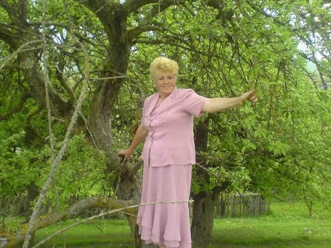 Женщины за 60 лет для разовых. Обычная женщина 50 лет. Женщины от 45 до 55 лет. Клубы по интересам для людей кому за 50. Женщины 50.