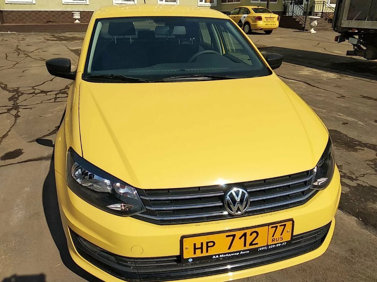 Джетта 5 gti. Фольксваген поло желтый такси. Фольксваген джетта желтая. Фольксваген желтый. Фольксваген джетта желтый.