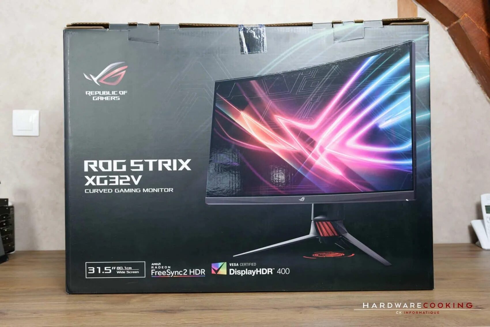 Asus gaming 31.5. ASUS ROG Strix xg32vqr 31.5″. ASUS ROG Strix Curved xg32vqr. ASUS ROG Strix монитор. Монитор ASUS ROG Strix xg32vqr.