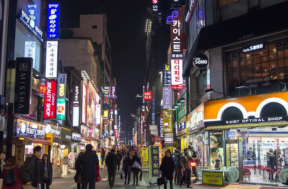 Южная корея сеул улицы. Южная корея улицы. Южная корея улицы. Ночной сеул южная корея. Корея сеул улицы.