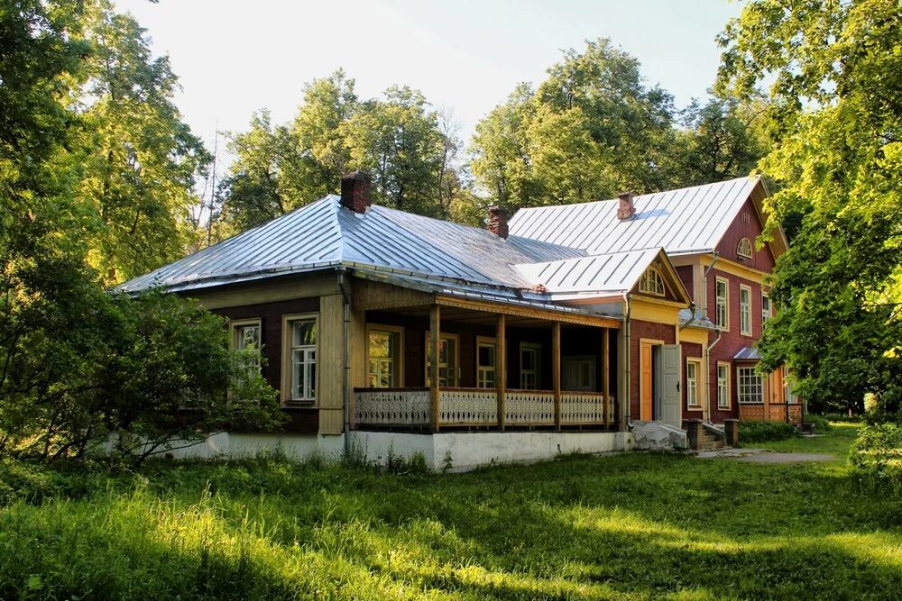 Купить дом жуковский московская. Мемориальный дом-музей усадьба н. е. Жуковского. Усадьба Орехово музей Жуковского. Дом музей Жуковского Собинский район. Владимирская область имение Жуковского музей усадьба.