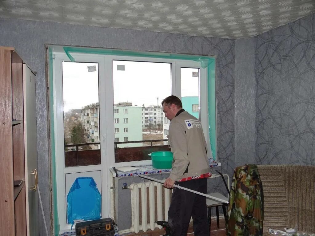 Монтаж балконного блока своими руками. Демонтаж балконного проема. Установка балкона блока. Демонтаж пластиковых окон. Демонтаж балконного блока своими руками.