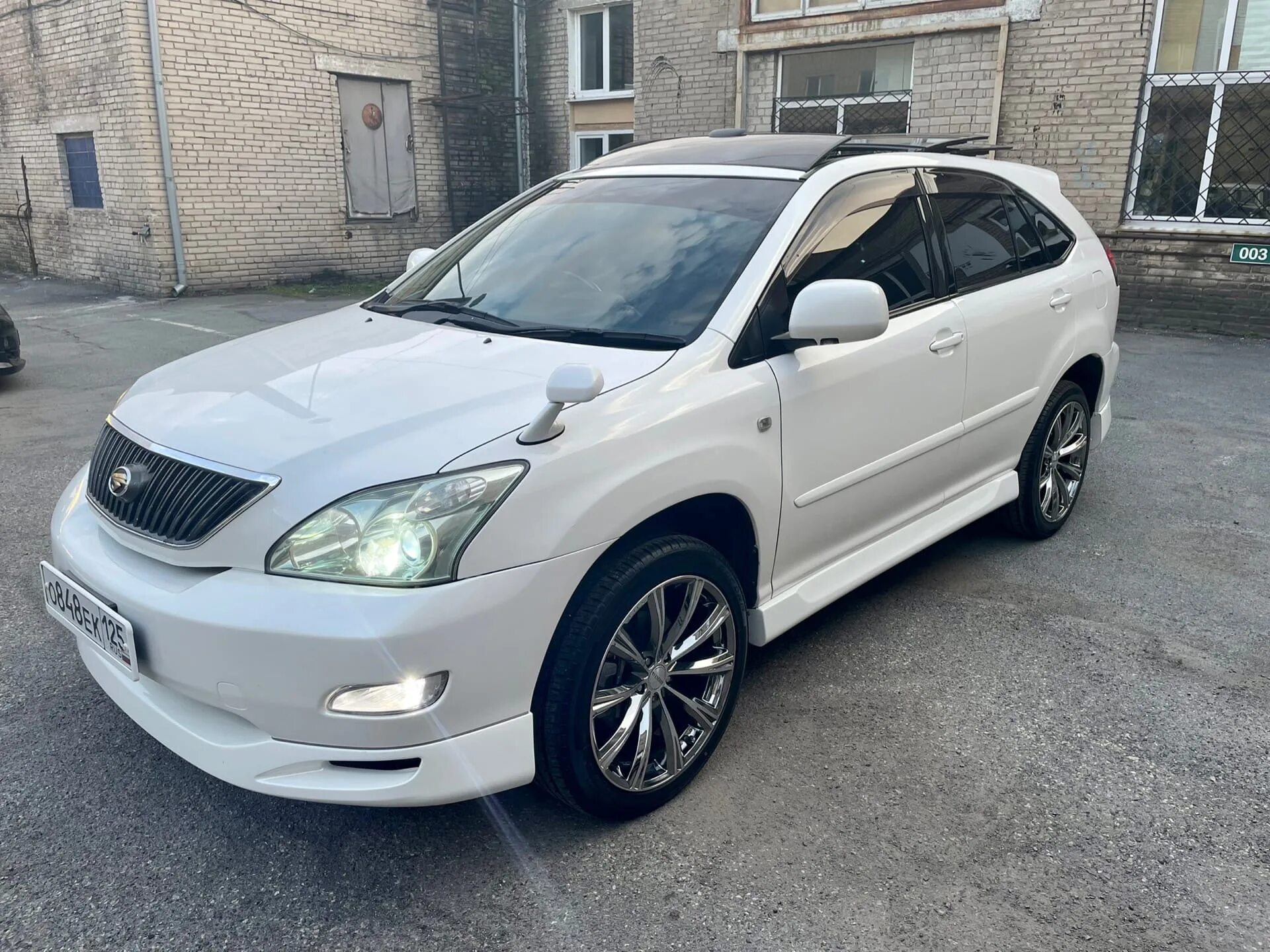 Toyota Harrier 3.0. Тойота Харриер 2003. Toyota Harrier 2003 год. Тойота Харриер 2003г.