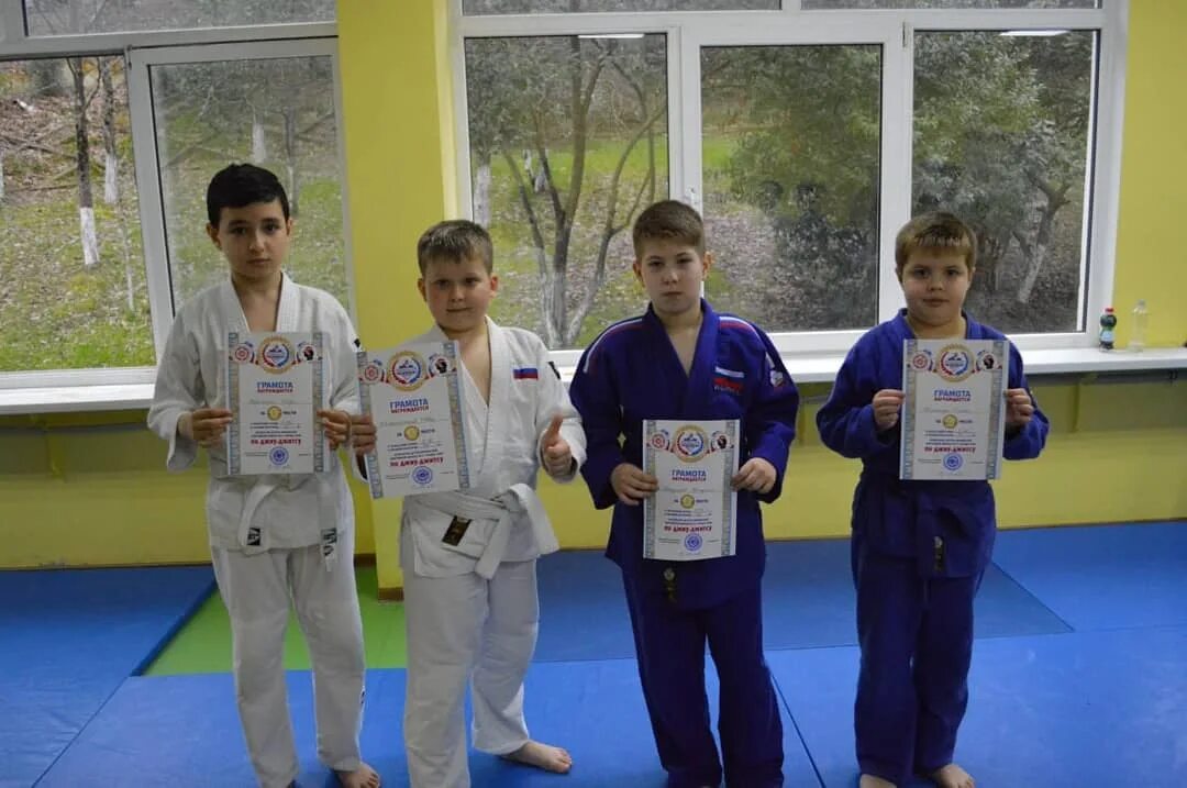 спортивное школа самбо дзюдо. спортивное школа самбо дзюдо. спортивное школа самбо дзюдо. три медведя самбо. армавирская школа самбо и дзюдо.