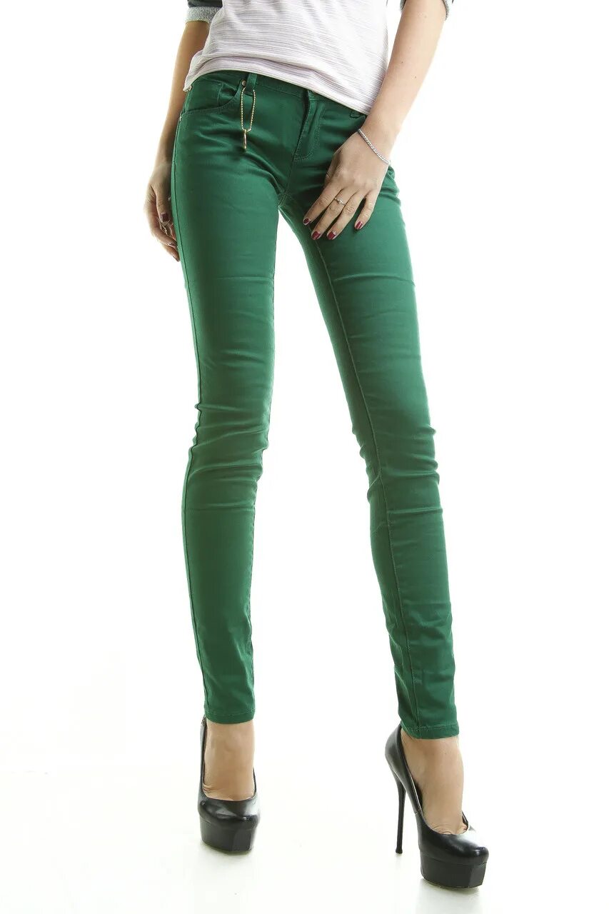 Джинса зеленая купить. Зелёные джинсы женские. Салатовые джинсы. Темно зеленые джинсы женские. Салатовые джинсы женские.