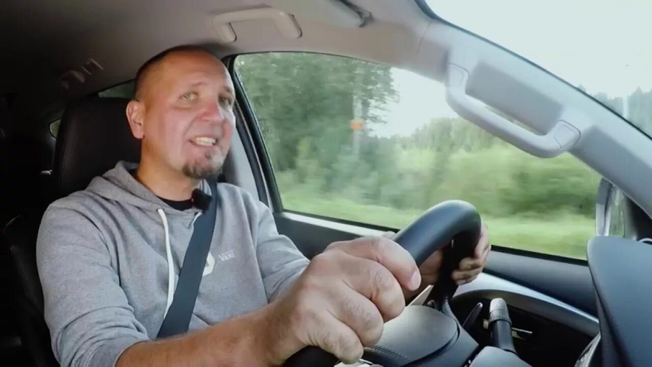 Видео передача машина. Авто 24 телеканал. Хозяин авто. Видео передача машина. Съемочная группа в машине.
