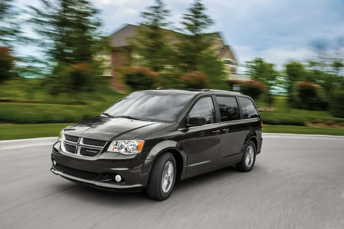 Автомобили додж караван. Dodge Grand Caravan 2017. Dodge Grand Caravan 2011. Dodge Grand Caravan 2022. Додж Гранд Караван 2020.