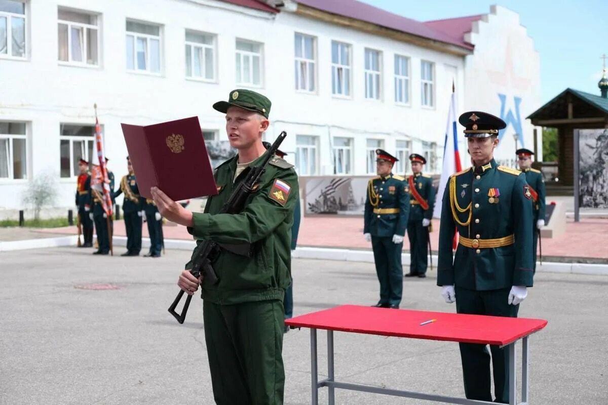 Комиссариат дзержинск. Дзержинск Военная часть. Воинская часть в Дзержинске Нижегородской области. Присяга в армии. Дзержинск часть 11385.