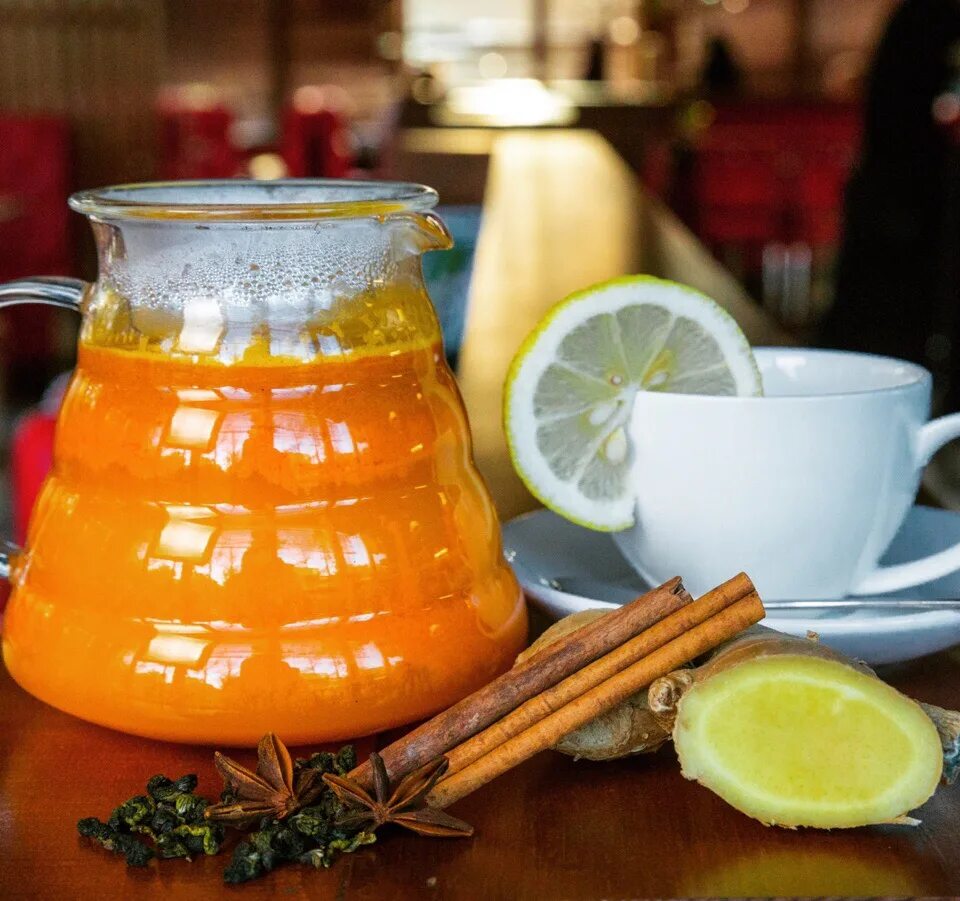 Облепиховый чай. Апельсин облепиха имбирь. Чай "облепиховый с имбирем". Лимон имбирь облепиха. Облепиха чай пей