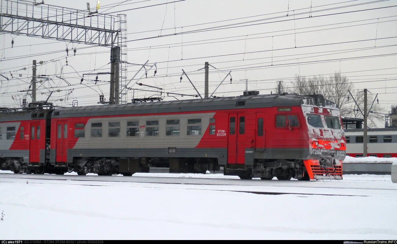 Эт2м 8032. Спб финляндский вокзал приозерск электричка остановки. Схема электричек с финляндского вокзала. Расписание электричек ладожский вокзал волховстрой. Жд санкт-петербург.
