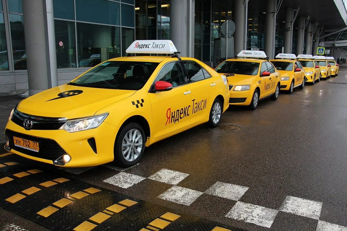 Машина "такси". Автомобиль «такси». Такси фото.
