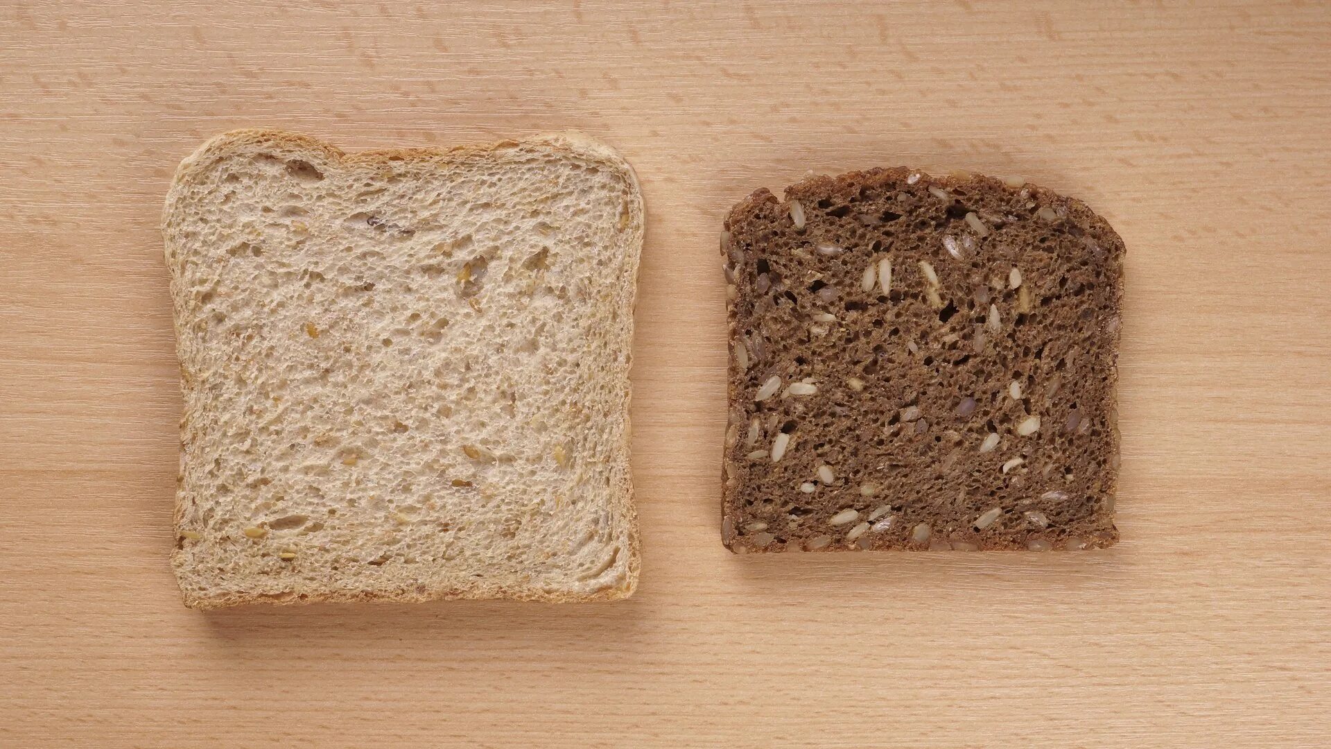 100 грамм ржаного хлеба. кусок хлеба весит. вес ломтика хлеба. 100 грамм белого хлеба. вес хлебобулочных изделий.