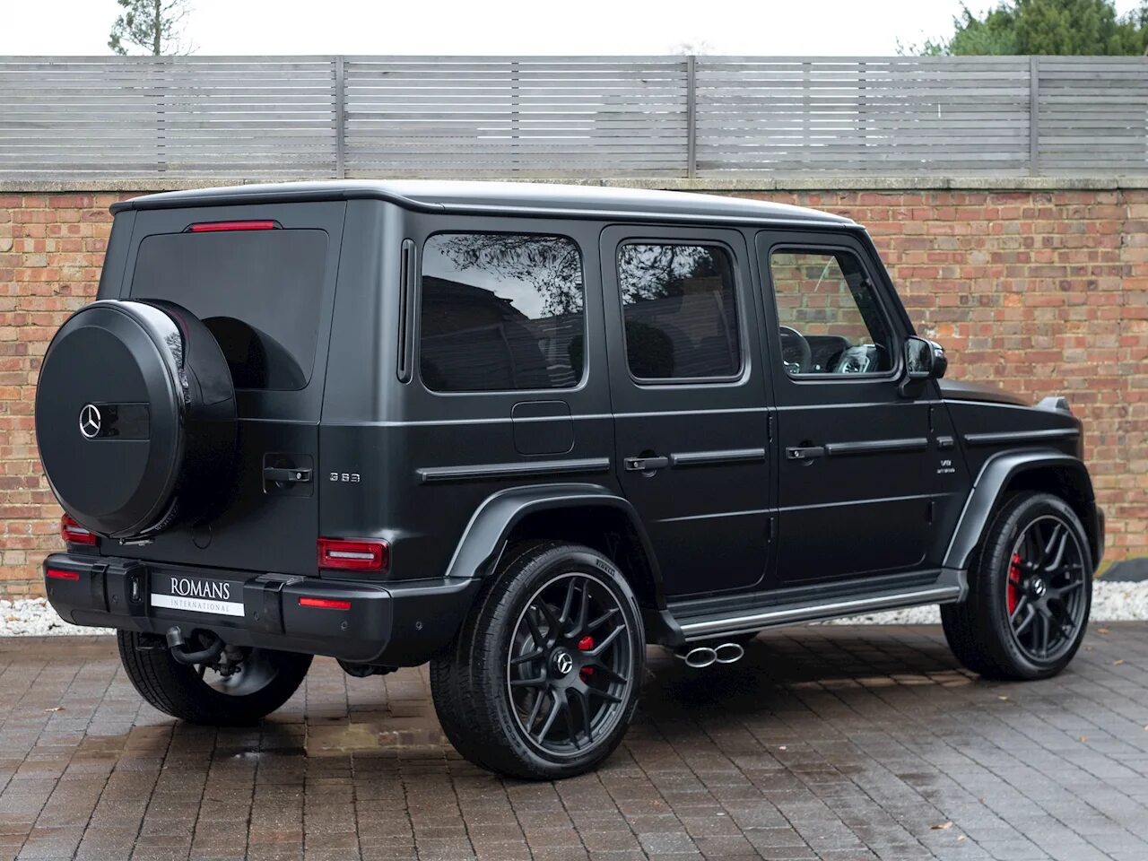 G63 v8. Amg g63 v8. g63 amg v8 biturbo mercedes. mercedes g63 black night magno. mercedes g63 v8 biturbo.
