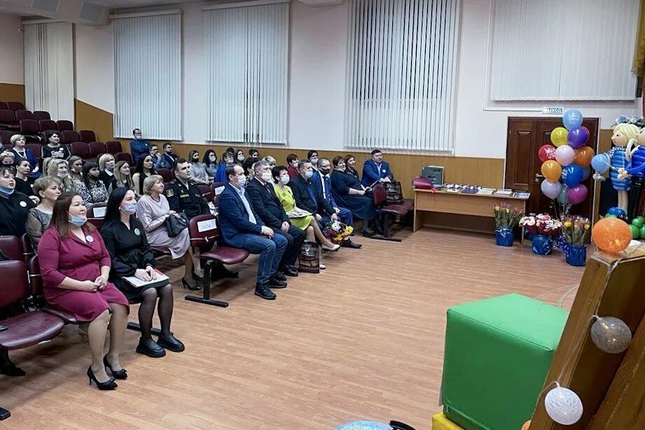 Школа 276 г гаджиево. Школа 279 гаджиево фото. Школа 279 гаджиево. Школа 279 выставка. Школа 276 гаджиево.