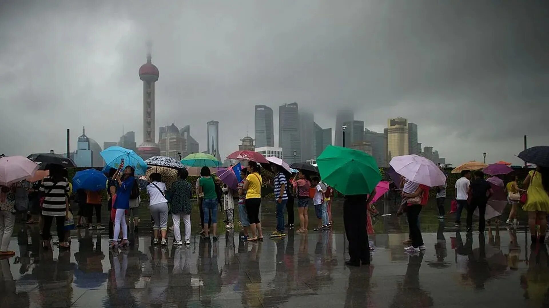 Дождь в Китае. Дождливое лето в Китае. Муссонные дожди в Китае. Дождь на китайском. Ветер в китае