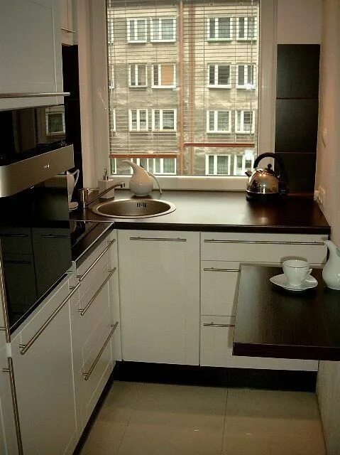 Угловой кухонный гарнитур для маленькой кухни 6 кв. м (57 фото): особенности диз