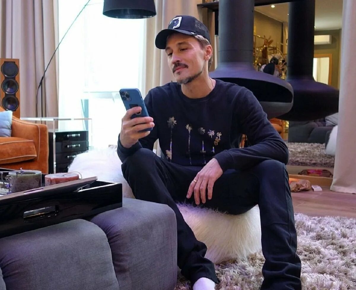 Билан в больнице. Билан телеграмм. Билан госпитализация. Билан после операции. Билан 40 афиша.