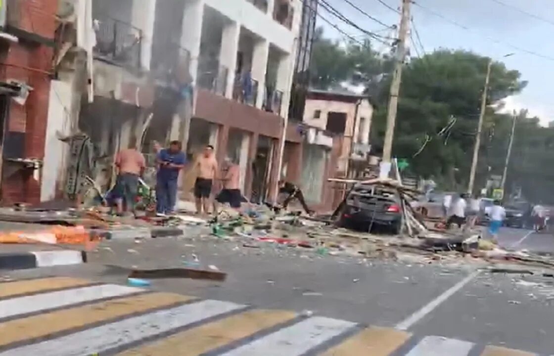 Гостиница взорвалась в лермонтово. Что произошло в геленджике сегодня. Что произошло в геленджике сегодня. Что произошло в геленджике сегодня. Обстановка в геленджике на сегодняшний день.