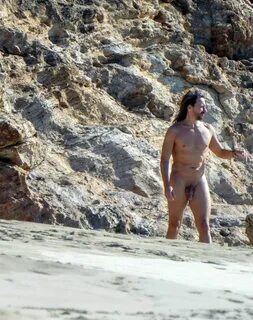 Famous DJ caught bare naked the beach - SpyCamDude.