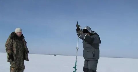 Пробурю луночку песня