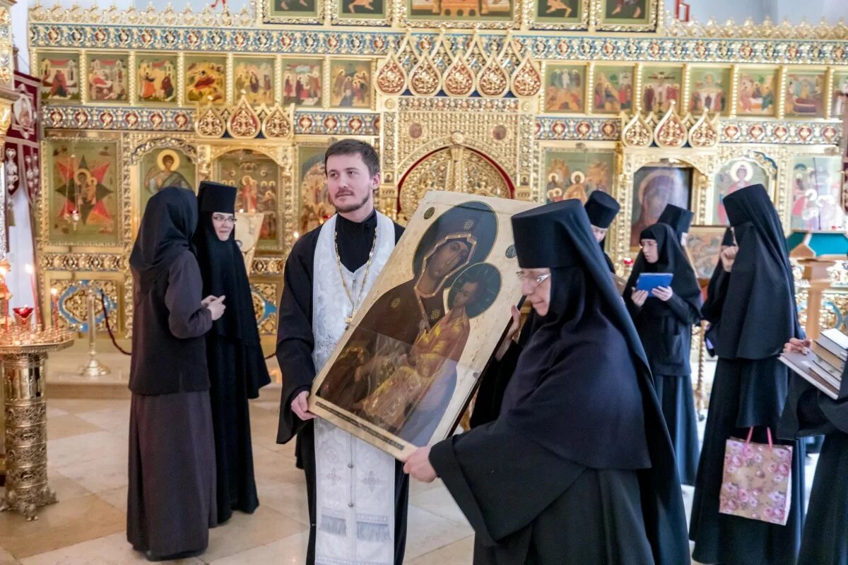 борисовский тихвинский монастырь в белгородской области. праздник тихвинской иконы божией матери в борисовке. белгородская область богородице-тихвинский женский монастырь. монастырь борисовка белгородской области. богородице-тихвинский женский монастырь борисовка.