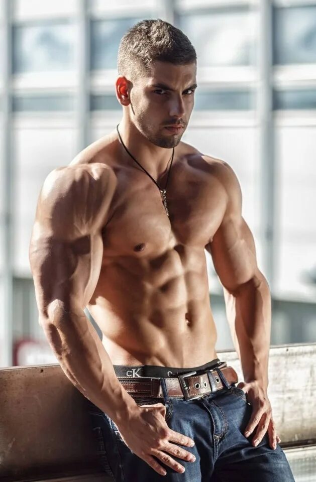 Торс митчелл вик. Attila toth качок. Мужчины натуралы. Евгений скрябин ижевск. Горячие спортивные парни.