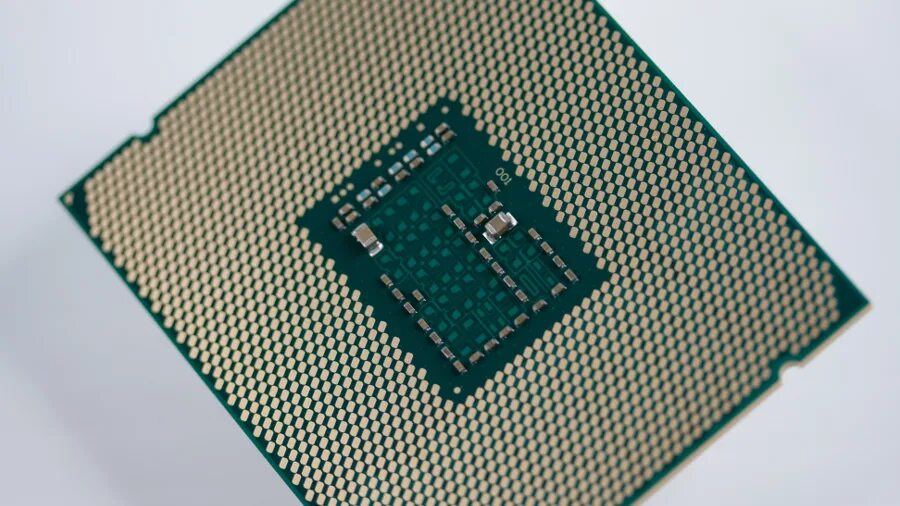D3 процессор. Процессор Интел Xeon. Процессоры Xeon 2620. Процессор Intel Xeon e3 1200. Xeon e5 2620 v3.