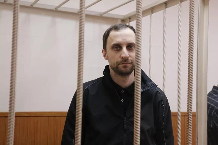 Суд 24 апреля. Мосгорсуд оставил под арестом фигуранта "болотного дела" Кавказского.