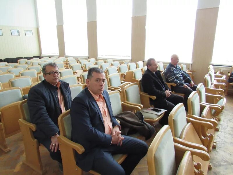 Терещяк омвд симферопольский район. Омвд симферополь. Гербеков мвд. Омвд по симферопольскому району. Форма капитана полиции.