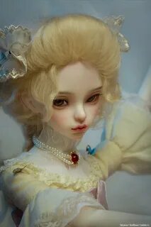 Charm Doll. 