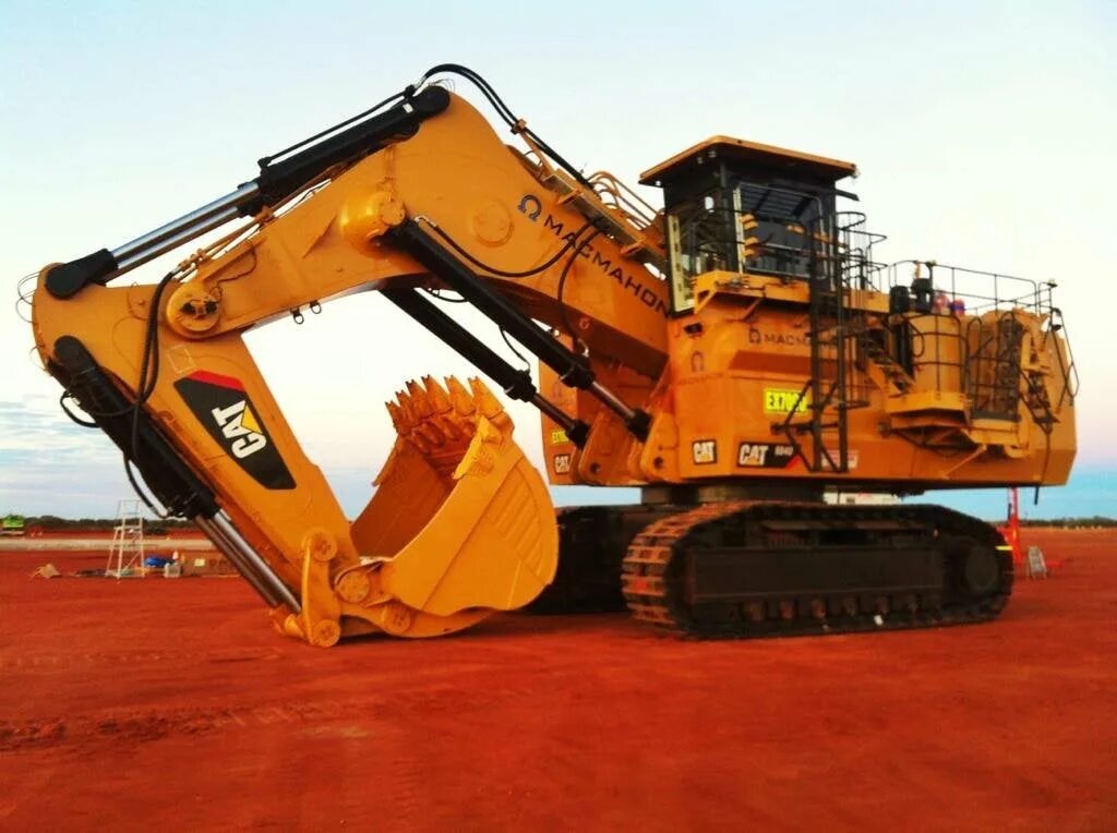 Самый кат. Caterpillar 6040 экскаватор. Cat 6040fs. Терекс 170. Экскаватор Катерпиллер 6060.