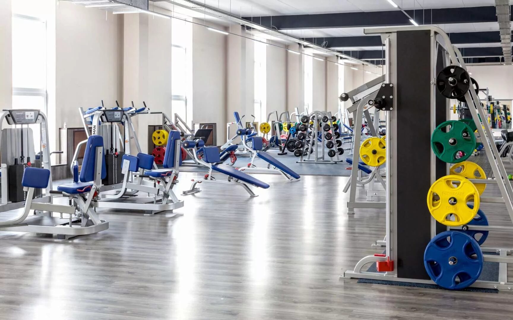 Dorfit на кантемировской. Призовое место фитнес клуб. Xfit москворечье. X fit кантемировская. Фитнес кантемировская.