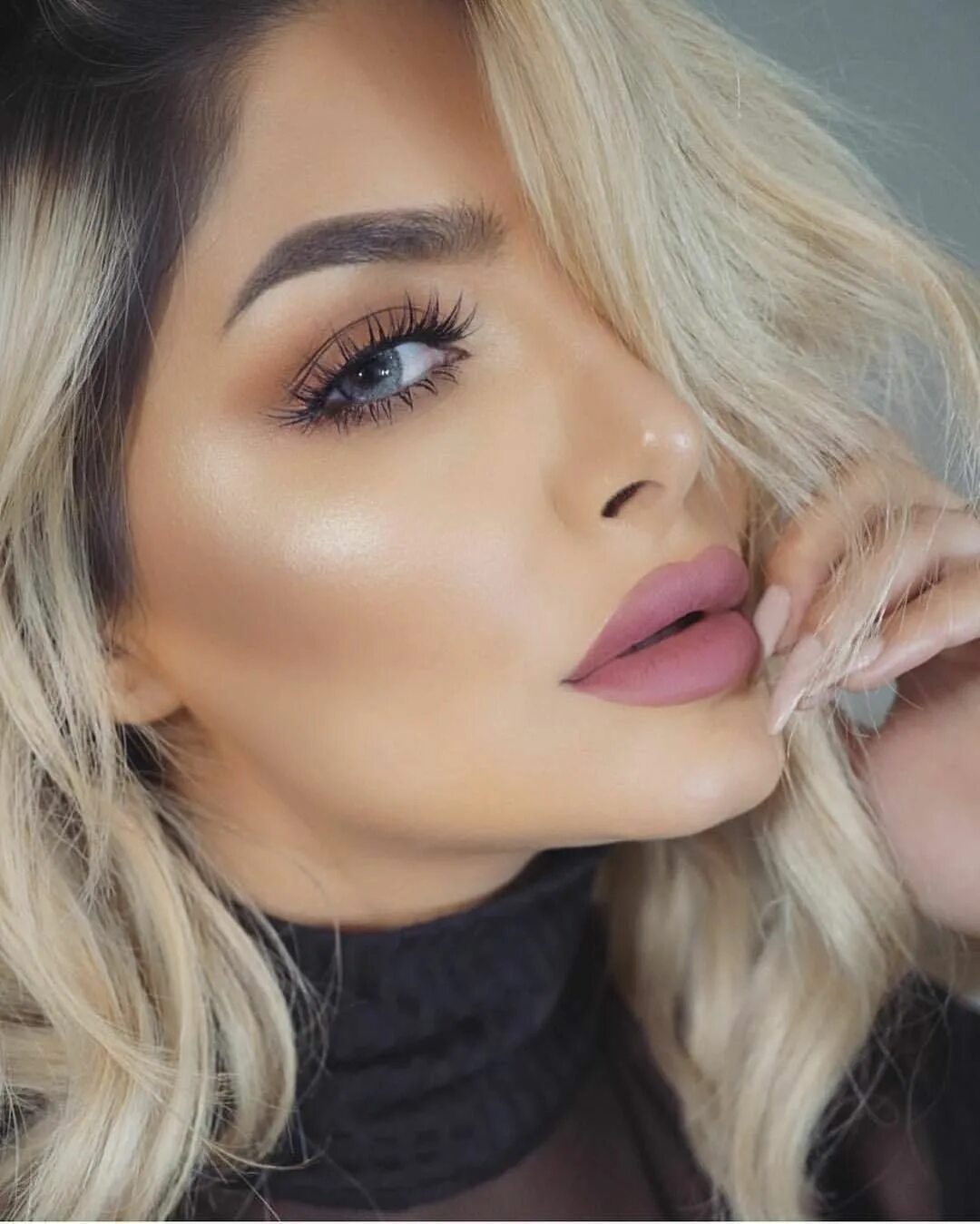 Pinterest Girly makeup, Vintage makeup looks, Burgundy makeup
