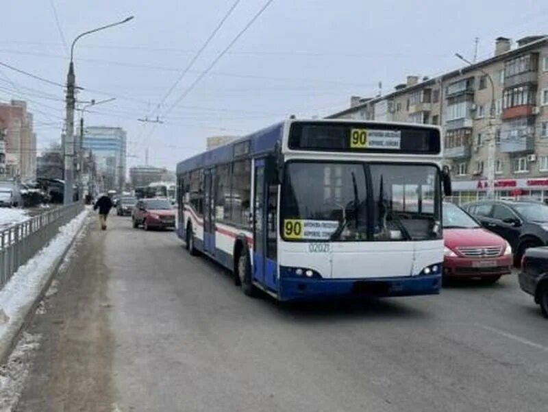 Автобус ру воронеж. Автобусы Воронеж 2022. Номер автобуса. Автобус 90 Воронеж. 10 Автобус Воронеж.