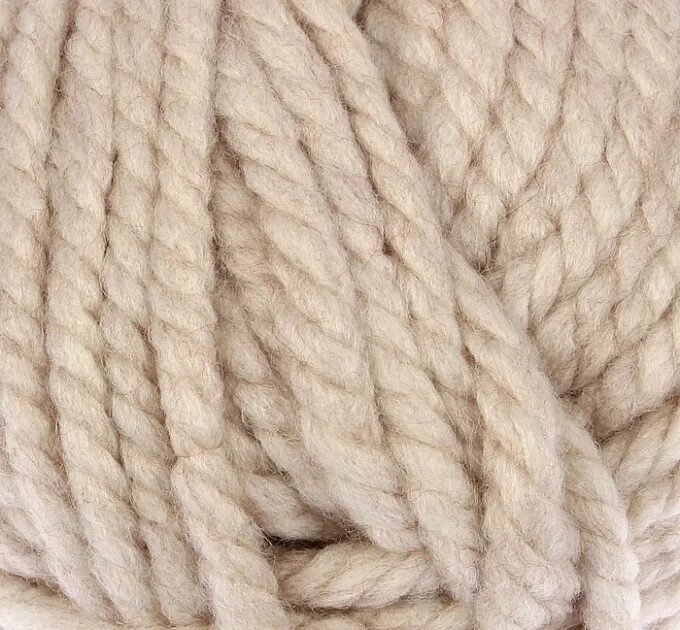 Пряжа 100 гр 160 м шерсть акрил. Пряжа дворянская камтекс. Троицкая фиджи (5м) (442 натуральный). Пряжа шерсть 60. Пряжа шерсть 60.