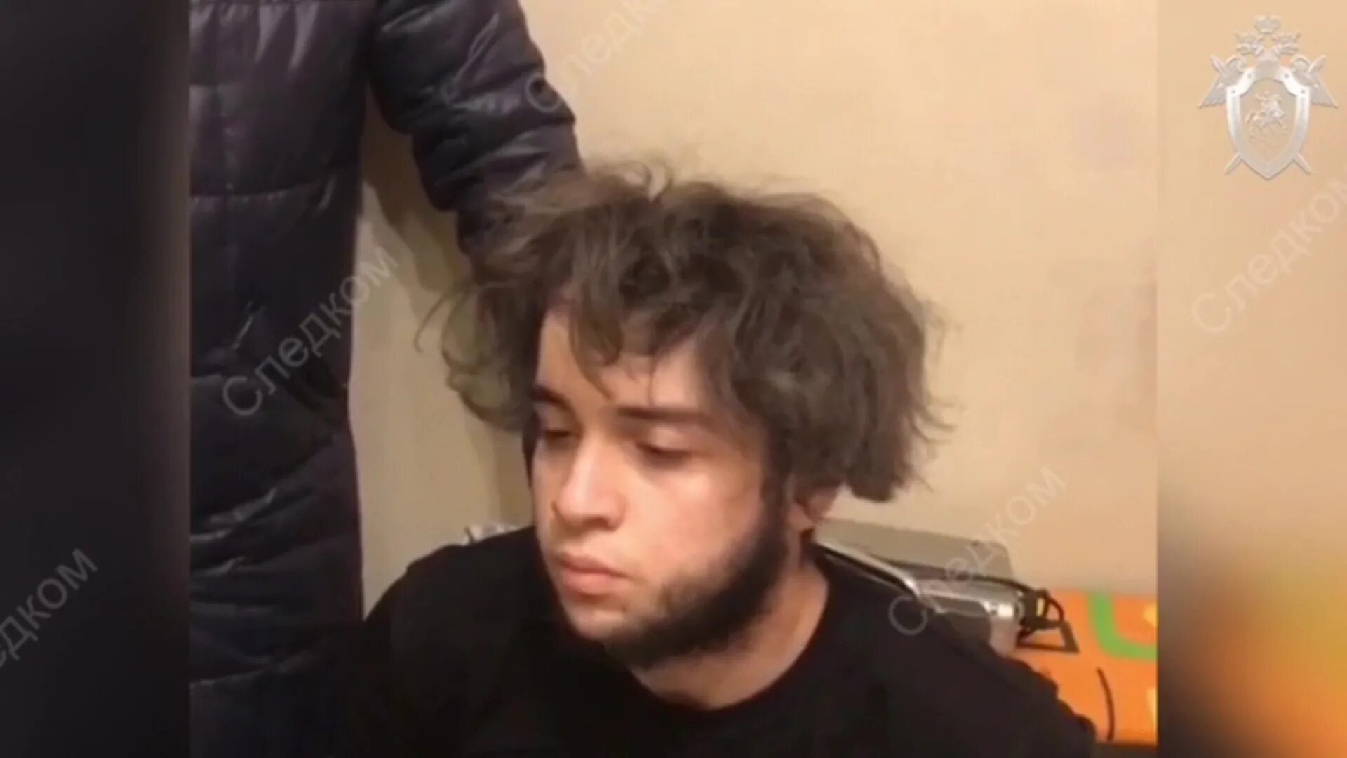 сын следователя. михаил михайлович музраев младший. михаил музраев и владимир кадин. я сын палача родос. полиция допрашивает.