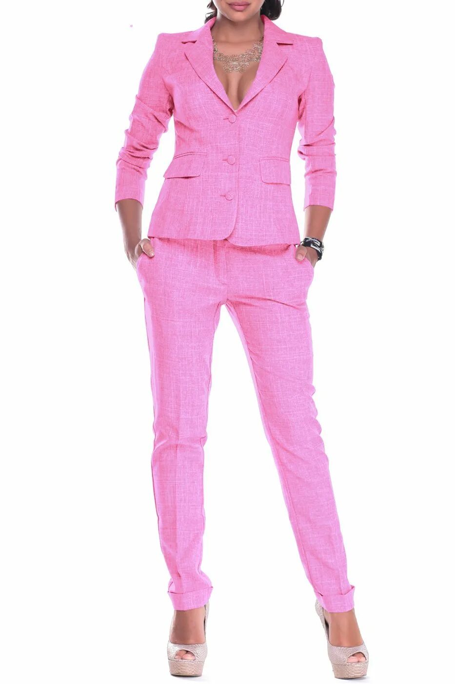 Розовая женская. Золла брючный костюм розовый. Laura Bettini комплект. Розовый костюм. Розовый брючный костюм женский.