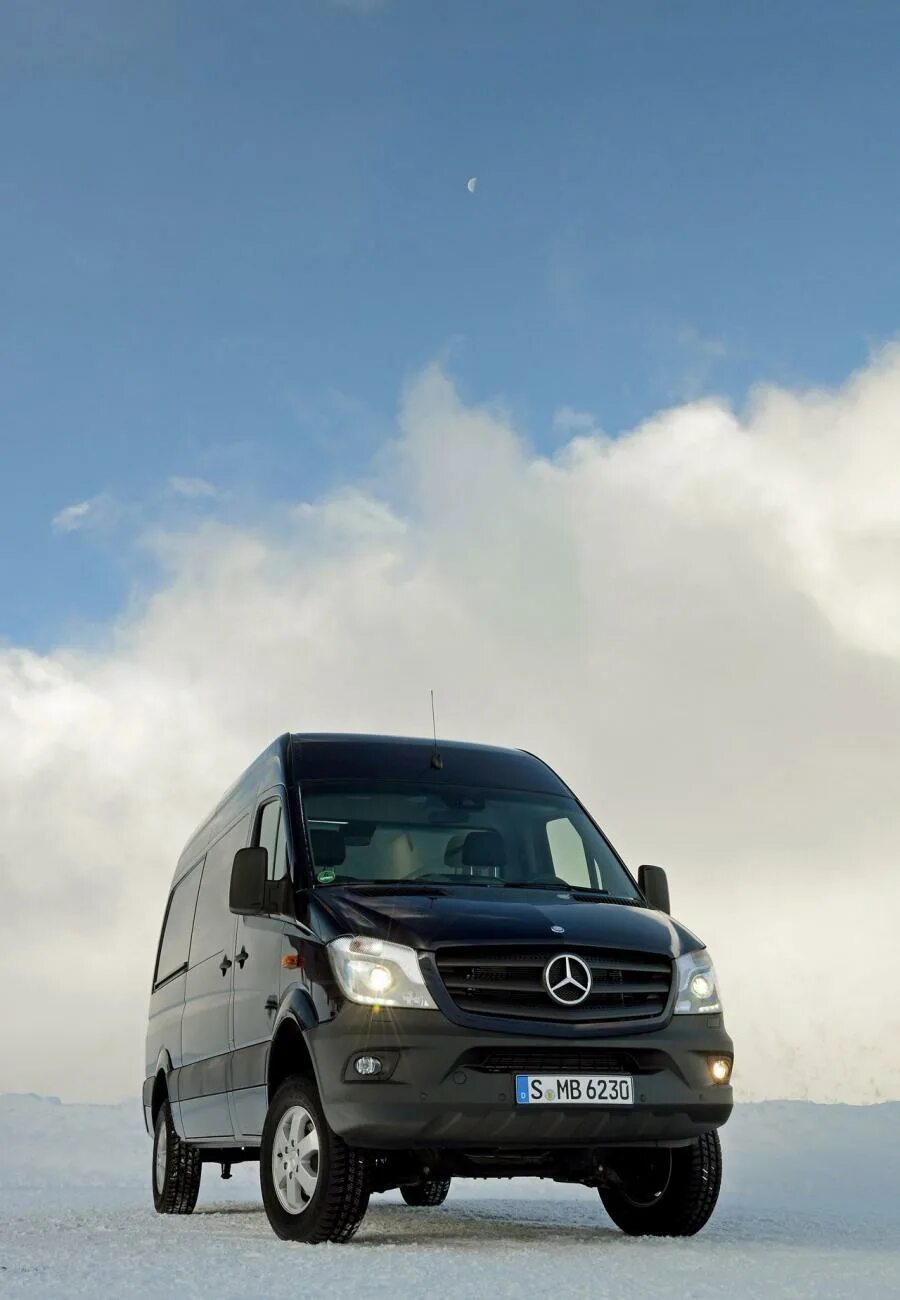 Пассажирские перевозки г. Mercedes-Benz Sprinter. Мерседес Бенц Спринтер. Мерседесбенс Спринтер. Mercedes-Benz Sprinter 4x4.