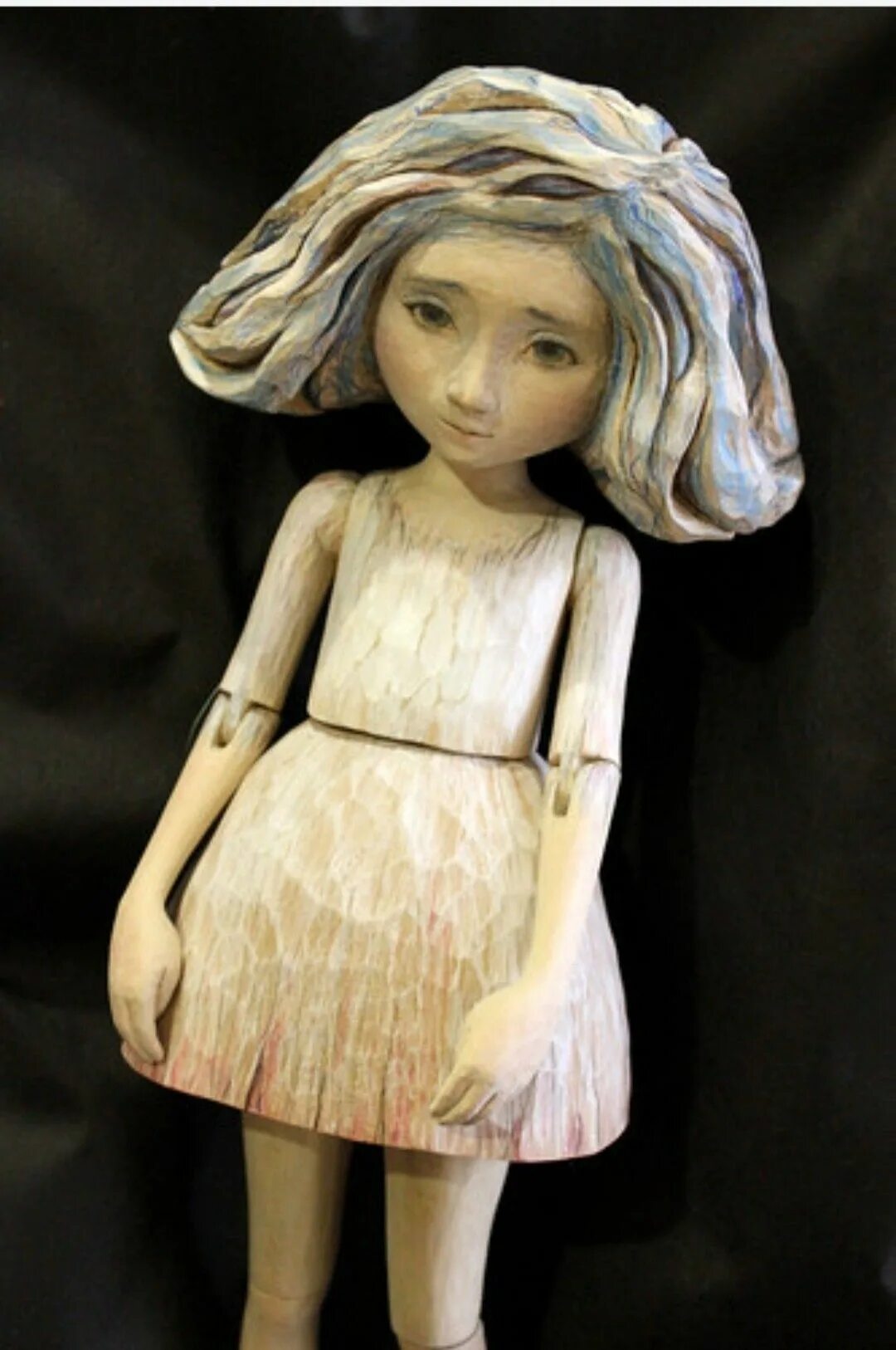Деревянные куклы купить. Деревянная кукла. Куколки из дерева. Куклы из древесины. Плоские деревянные куклы.