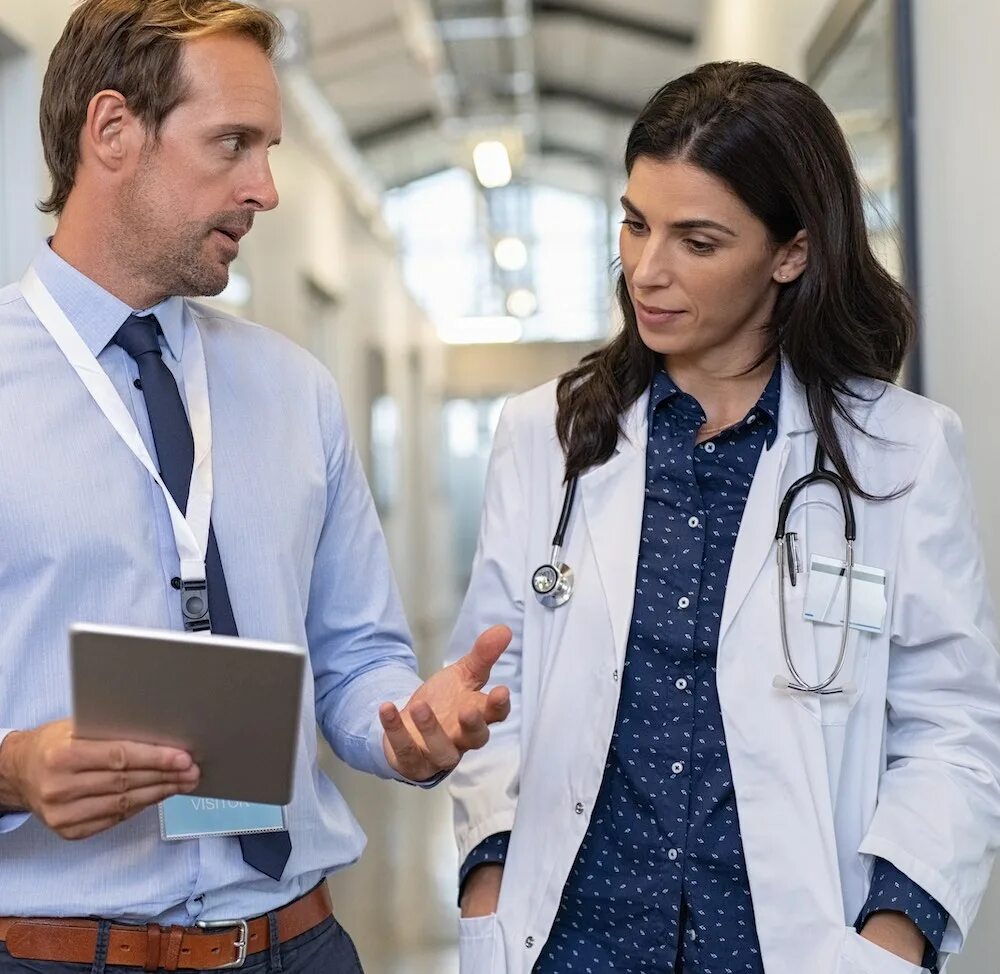 Вакансии менеджер медицинского оборудования. Медицинский менеджер. healthcare manager. медицинские услуги.