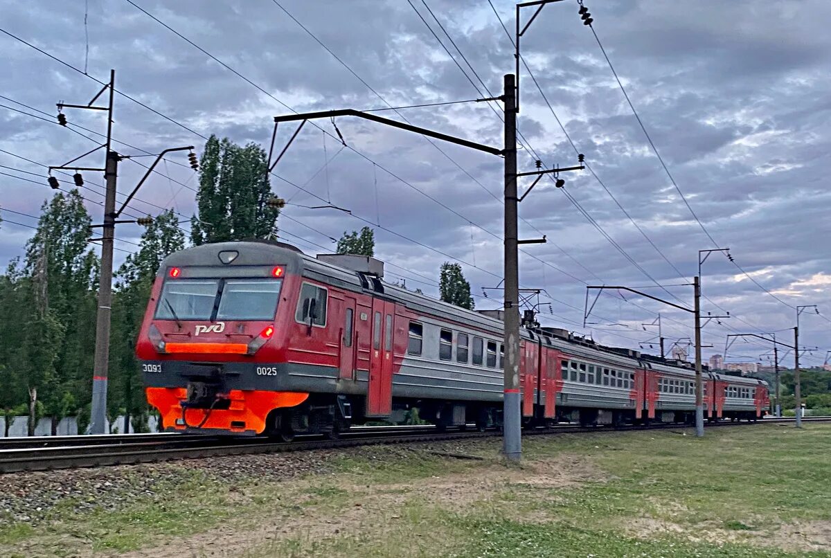 Толоконцево Нижний Новгород. Станция Толоконцево. Эд9 электропоезд фото. Электричка Толоконцево Нижний.