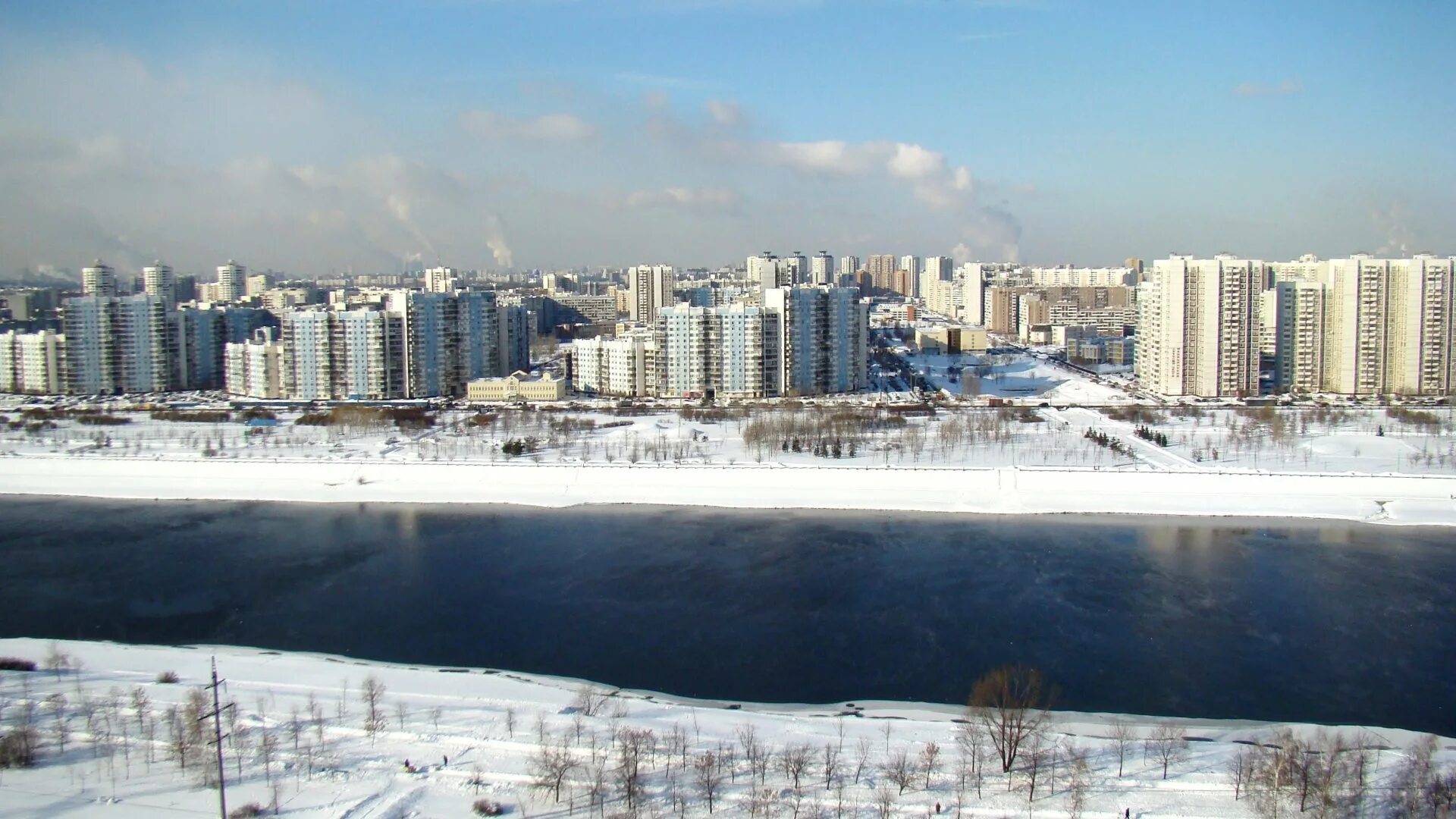 Марино в москве. Борисовские пруды Марьино. Борисовские пруды вид на Марьино. Борисовские пруды вид сверху. Район Марьино зимой.