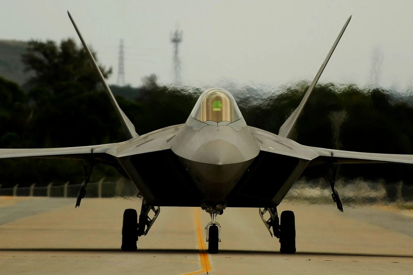 Истребитель значения. FGFA истребитель. F35 Front view. F22 Eurofighter. Истребитель Моран 225.